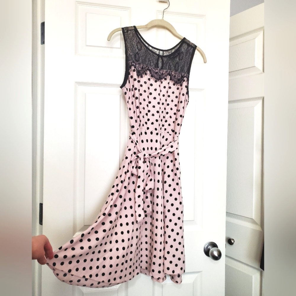 Dorothy Perkins nude pink black polka dot lace belted dress US 4, UK 8, Euro 36